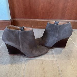Halogen Selbi Almond toe Wedge booties 7